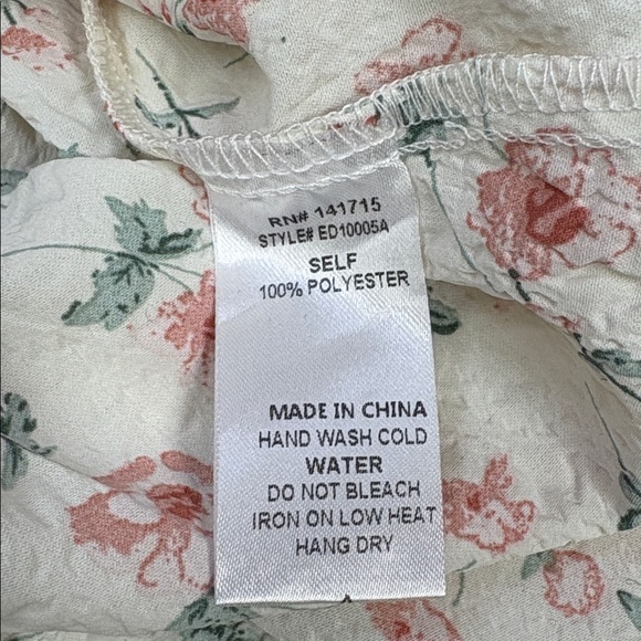 🌸 it’sNOMB Floral Smocked Maxi Dress | Romantic Cottagecore Style 🌸 NWT - Picture 9 of 12